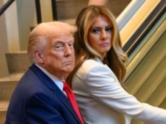 Nawet z nim nie sypia. Oto jak ma wyglądać życie intymne Trumpów