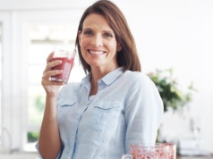 Wygładza zamaszki i wspiera jelita. Wrzuć do "koktajlu długowieczności"