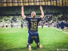 Raków wygrywa w doliczonym czasie gry