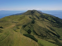 Podwodny gigant o krok od erupcji: Niezwykłe odkrycie na Azorach zmienia naszą wiedzę o wulkanach