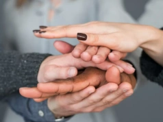 Nie mów „będzie dobrze”. W żałobie najważniejsze jest coś zupełnie innego