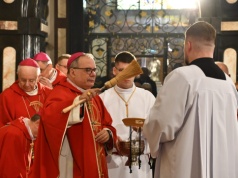 Abp Filipazzi w Gnieźnie: jesteśmy posłani, aby nieść światu Ewangelię, a nie nasze podziały
