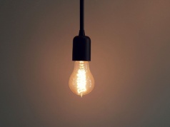 Brak prądu w Krakowie. Sprawdź, gdzie i kiedy TAURON wyłączy energię