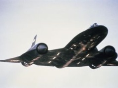 SR-71 Blackbird. Podczas ostatniego lotu pobił cztery rekordy