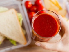 Pili sok pomidorowy codziennie przez rok. Przełomowe wyniki badań
