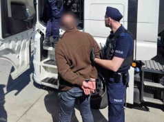 Zielona Góra. Obcokrajowiec, kierowca ciężarówki zatrzymany za znieważenie funkcjonariuszy ITD