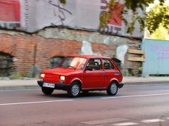Jeździmy maluchem w XXI wieku! Jedni nie pamiętają, inni nie wiedzą, jakie to uczucie