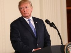 Trump ogłasza. "Zamachowiec zostawił manifest, jedno jest pewne"