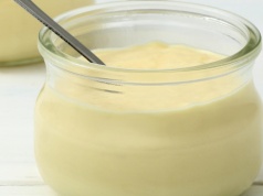 Czy można jeść słodycze na diecie? Tak! Ten prosty budyń smakuje i pomaga w odchudzaniu