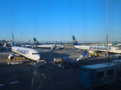 Likwidacja bazy w Berlinie to nie koniec. Ryanair wpisuje dwa kolejne lotniska na czarną listę