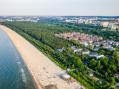 Znakomity resort 100 metrów od plaży w Jelitkowie 🏖️🌊 Pobyt z wyżywieniem od 489 PLN/pokój