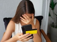 Nagminnie korzystają z odroczonych płatności. Ekspertka ostrzega