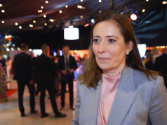 Opiekunowie psów i kotów mają coraz większe wymagania wobec jedzenia dla nich. Rośnie popyt na produkty premium i specjalistyczne