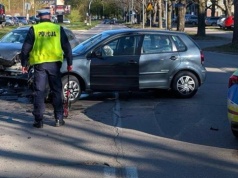 Poranny wypadek sparaliżował ruch. Jedna osoba zabrana do szpitala