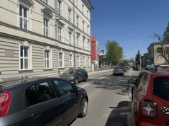 300 metrów niebezpiecznej drogi dziennie. Problem na ul. Konopnickiej