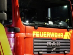 Dramat na niemieckiej autostradzie. Autokar stanął w płomieniach, droga została zablokowana