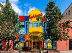 Kolor do odstrzału? Najbardziej kolorowy budynek dokonuje wyboru