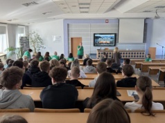 „Nasza moc, nasza planeta”. Młodzież z regionu świętowała Dzień Ziemi na Politechnice Częstochowskiej