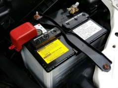 Koniec ery prostych napraw. Adaptacja i nietypowe lokalizacje nowoczesnych akumulatorów