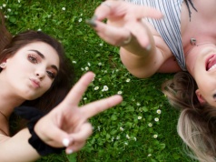 Jak Polacy spędzają majówkę? "Stawiamy na sprawdzone sposoby na regenerację"