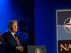 Kara dla „niegrzecznych” sojuszników. Co może, a czego nie może zrobić Trump?