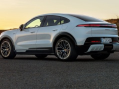 Porsche łączy 911 i SUV-a. Cayenne Coupé Electric powala mocą