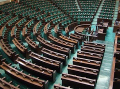 Cyberataki na polskie urzędy. Posłanka składa interpelację