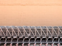 Gospodarcze reperkusje decyzji Trumpa. Przed nami co najmniej osiem miesięcy drożyzny