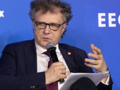 Metropolie liczą na podpis prezydenta. We wtorek pierwsze czytanie ustawy