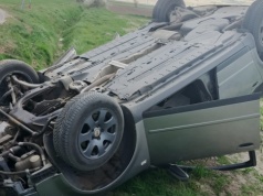 Wypadek w gminie Kłodawa. Ponad 5 promili za kierownicą