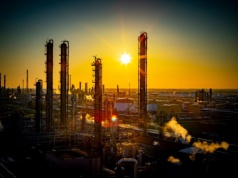 Zaskakujący beneficjent globalnego kryzysu. Kupujemy od nich rekordowo dużo paliwa