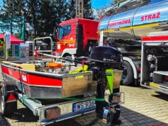 Nowy sprzęt dla strażaków w Siedlcach. Cysterna, łódź i wozy dzięki projektowi Polska–Ukraina