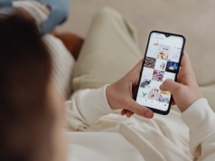 Raport NASK: osoby w wieku 18–39 lat bardziej podatne na dezinformację