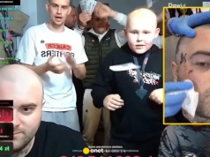 Bedoes dotrzymał słowa po zbiórce. Pochwalił się tatuażem na twarzy