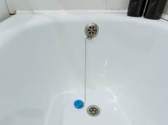 Przed kąpielą włóż to do wanny. Szczęście w miłości masz jak w banku