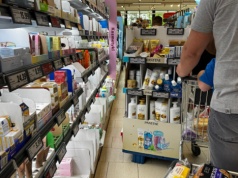 Wielkie zmiany w handlu na majówkę. Sklepy zależne od jednego dnia