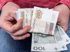 Wchodzi 400 plus dla seniora. Wnioski tylko do 29 maja