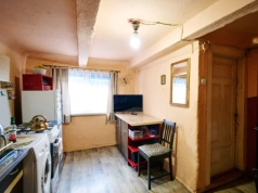 Szokujące warunki życia pod Warszawą. Program odmienił ich los