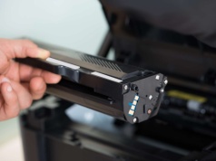 Zamienniki tonerów do drukarek: dlaczego przepłacasz 1000% i jak zacząć oszczędzać z Expert Service