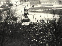 Symbol wolności na cenzurowanym. Zakazane święto 3 maja w Polsce „ludowej”