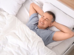 Szukają "odważnych" do leżenia w łóżku przez dwa miesiące. NASA wypłaci astronomiczną kwotę