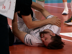 Koszmar Bednorza! Został zniesiony z boiska