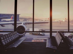 Zgubiony bagaż, odwołany lot – kto za to zapłaci?