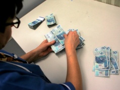 Praca nawet za 15 500 złotych. Najważniejsze jest doświadczenie i chęci do nauki