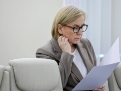 Intensywne posiedzenie Sejmu. Ważą się losy dwóch ministerek