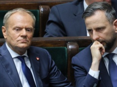 Sondaż dla Interii: KO z poparciem 33 proc., PiS – 28 proc., Konfederacja – 12 proc.