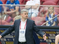 Japończycy pożegnali Polaka, który wygrał im Ligę Mistrzów. Maciej Skorża odchodzi z Urawy