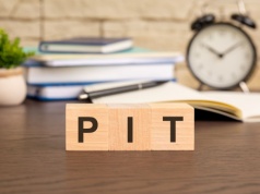 Czy urząd skarbowy NA PEWNO rozliczy PIT 2025 za Ciebie? Sprawdź zanim będzie za późno