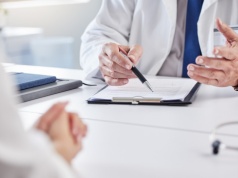 Polacy coraz dłużej przebywają na L4. ZUS opublikował nowe dane