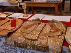 Watykan: abp Juan Ochoa o realnej groźbie ekskomuniki na członków Bractwa św. Piusa X
